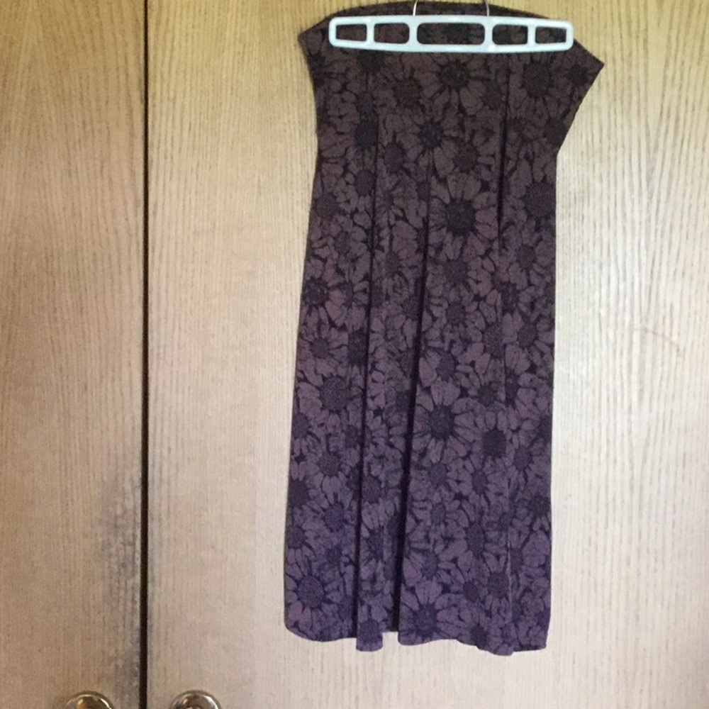 Lularoe mid-length skirt